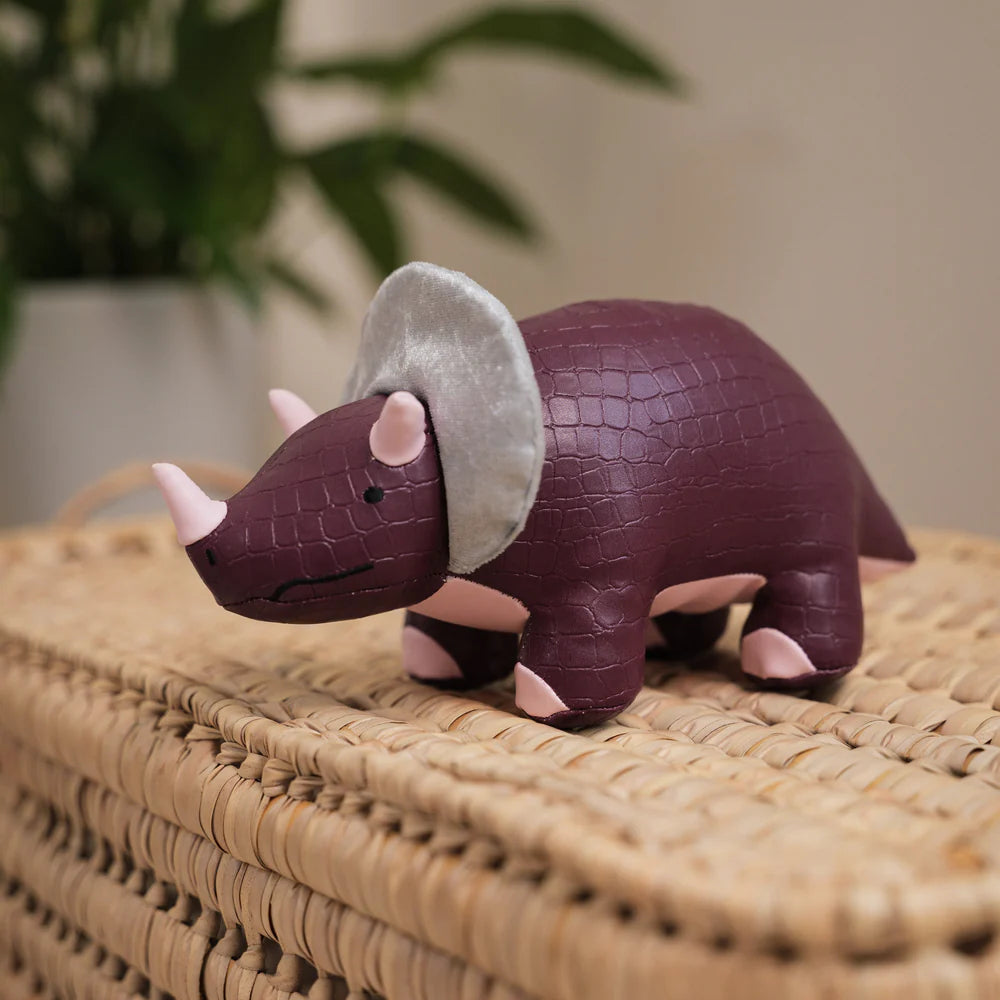 Dinosaurio Penélope el Triceratops