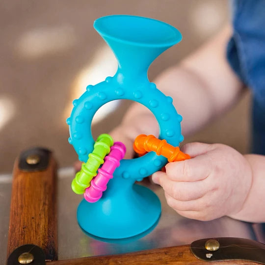 Mordedores sonajeros sensoriales Pipsquigz loops celeste