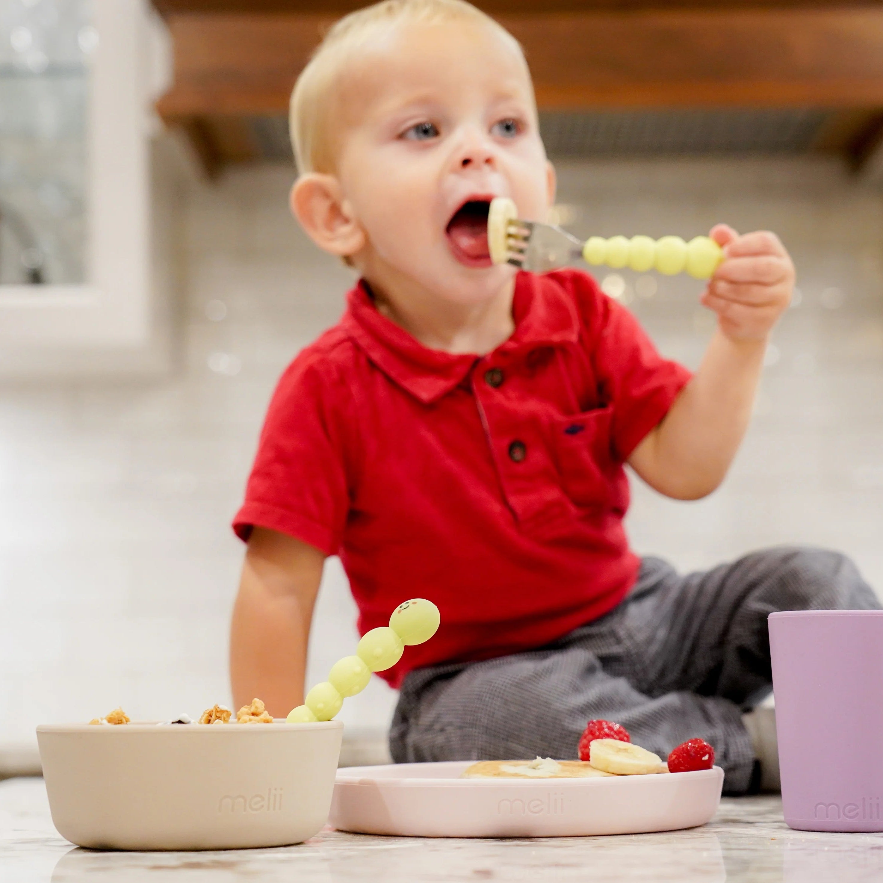 Set de cubiertos de silicona y acero inoxidable Oruga