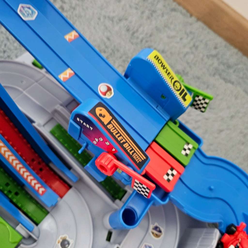 Mario Kart Racing Deluxe Super Mario