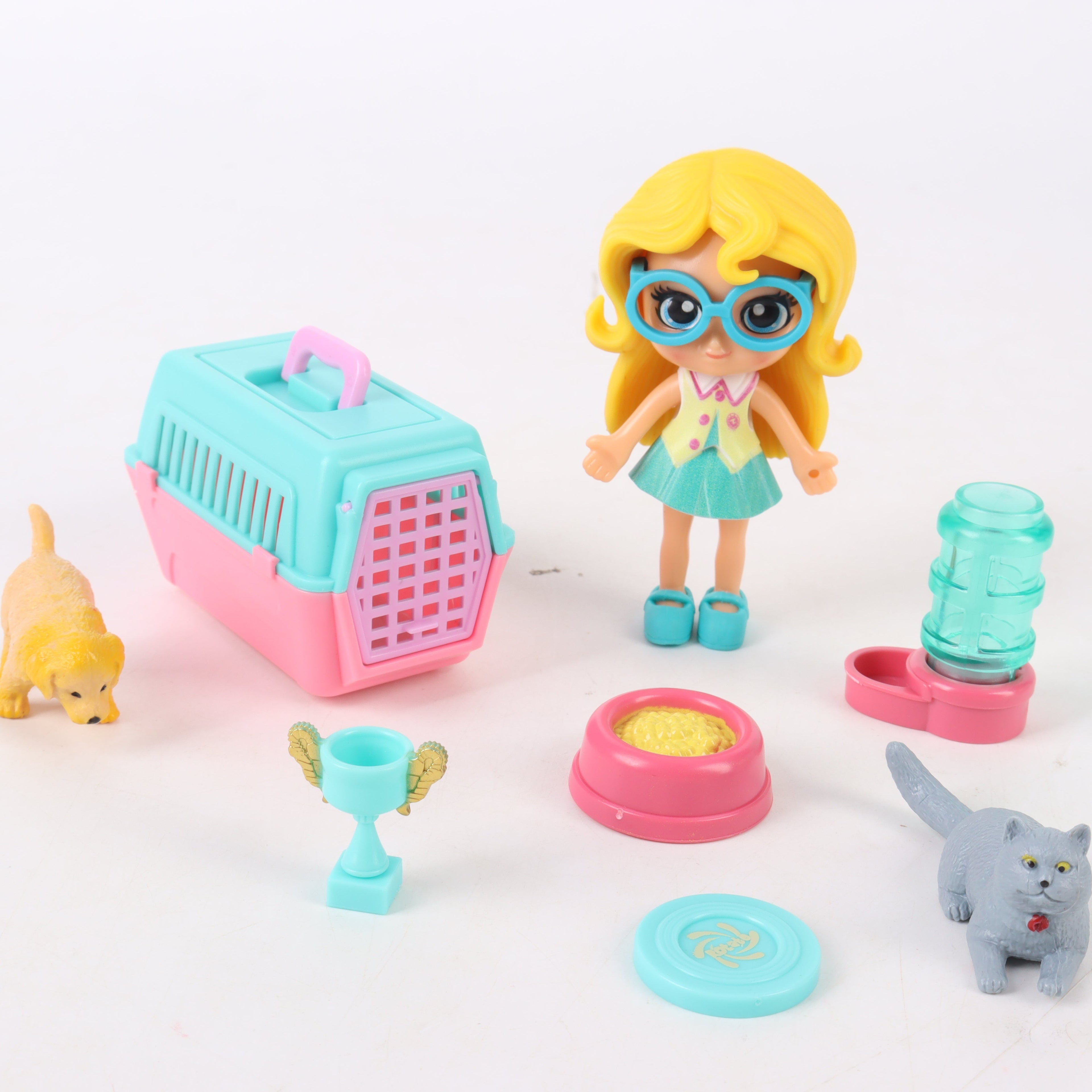 Set de juego muñeca con mascota y accesorios